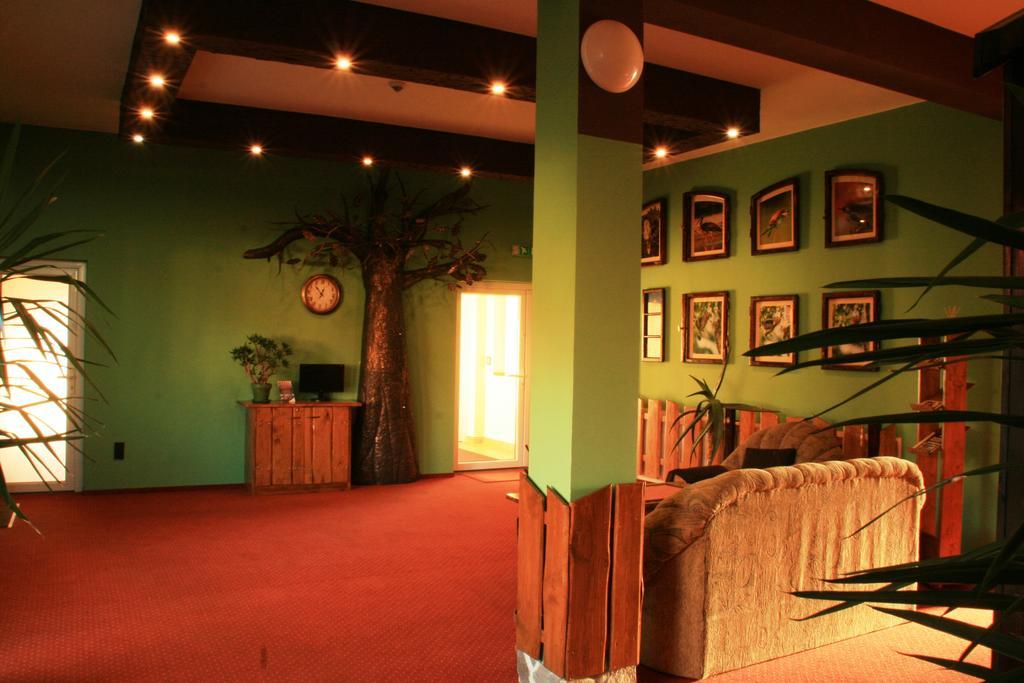 Hotel Kuznia Oberza Polska Lysomice Экстерьер фото