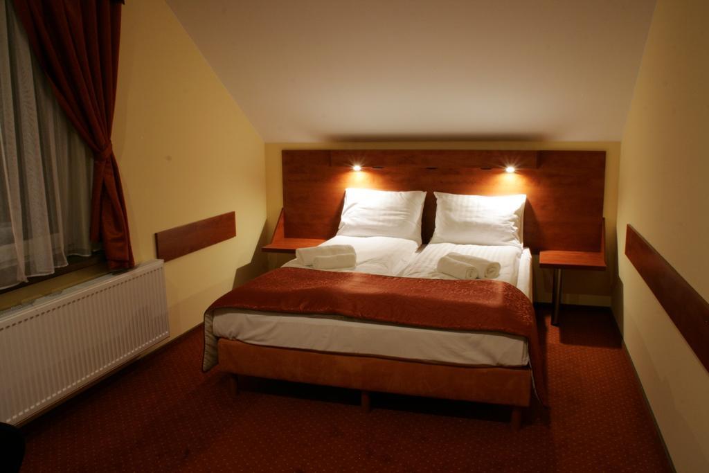 Hotel Kuznia Oberza Polska Lysomice Номер фото